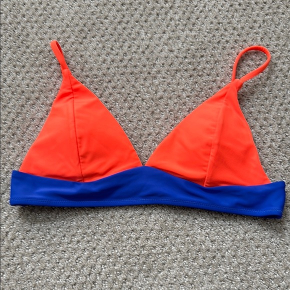 ❤️Cupshe Orange and Blue Bikini Top - Picture 1 of 1